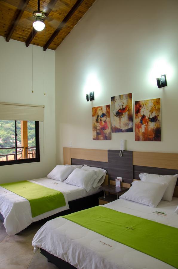Hotel La Montana San Gil Extérieur photo